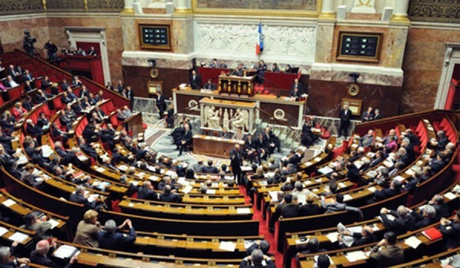 فرنسا تنقض "حرياتها" بذريعة محاربة الإرهاب    إقرار قانون جديد ضد الإرهاب في فرنسا